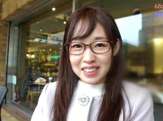 FC2PPV-4922731 강한 욕정과 폭락으로 바람피우는 주부의 리얼 기록