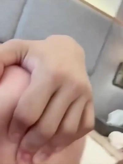 존나 많이도 쳐먹는다