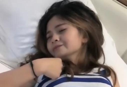 대상의 동생이 집에 없는 사이 재빠르게 집에 들어와 힘들어함