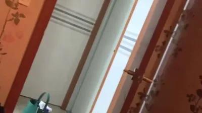 일치르고 퇴근하는 미시녀 