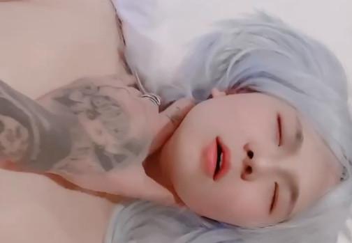 여자가 내 명령에 복종한 후 자신의 보지를 가지고 노는 것은 나의 기쁨이다.