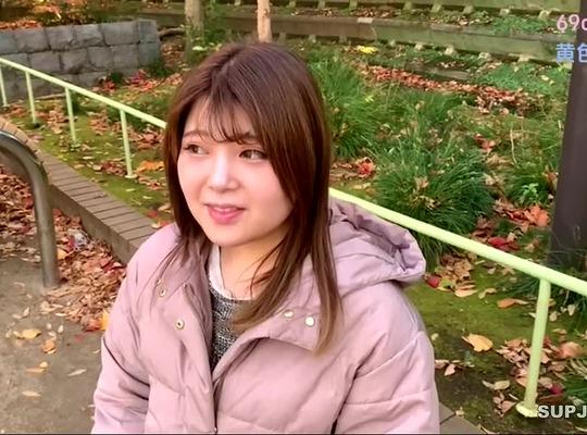 FC2PPV-4591679 가슴이 큰 25세 소녀가 정액으로 표시되어 계속 입으로