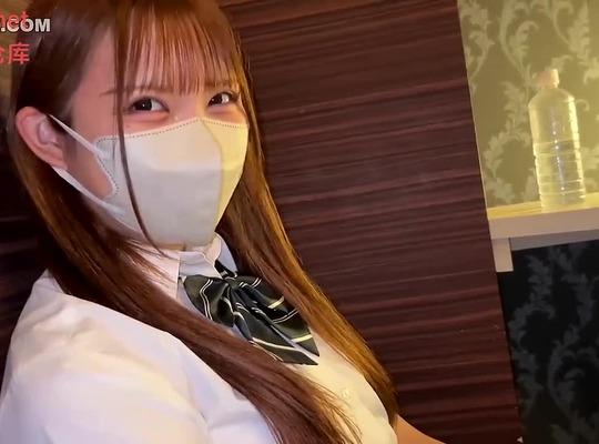 FC2PPV-4519732 여자 친구의 긴 다리 미소녀의 첫 비밀 불륜과 질내 사정
