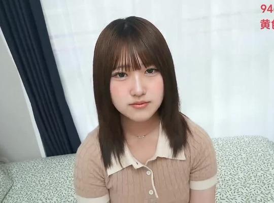 FC2PPV-4972410 처녀 보지가 처음으로 삽입되어 격렬하게 사정되었습니다.