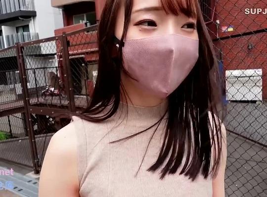 FC2PPV-4618535-하루종일 더위에 헐떡이는 여고생이 자위하고 분출한다