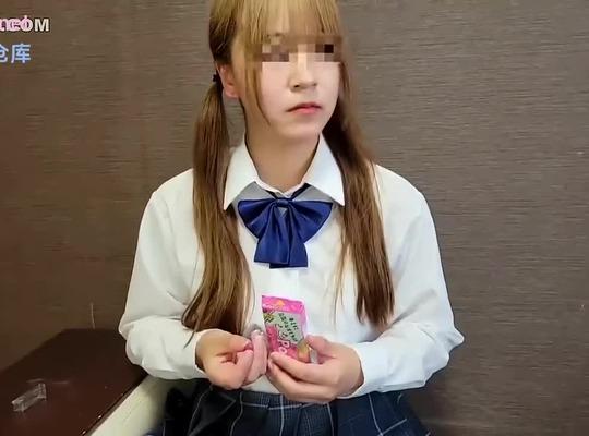 FC2PPV-3835963 트윈 포니테일의 혼혈 소녀가 호텔에서 오르가즘과 경련을 몰래 촬영했습니다.